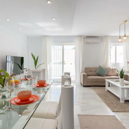 Benalmadena: Adosado Con Piscina Y Jardin Villa Eksteriør billede